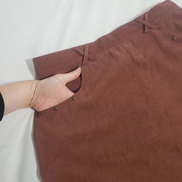 Marie Claire Brown Short Skirt - Picture 9 of 13